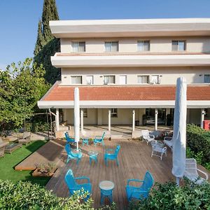 Metulla Travel Hotel